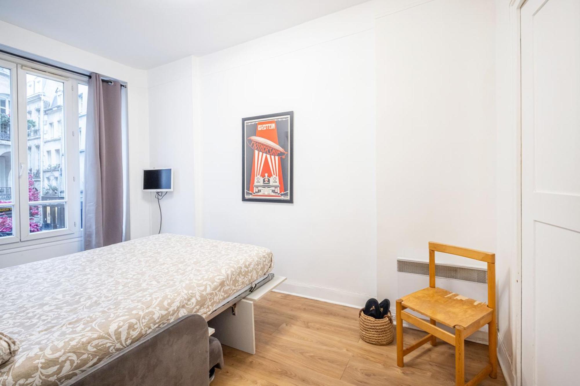 Appartement De Charme Au Coeur Du Marais